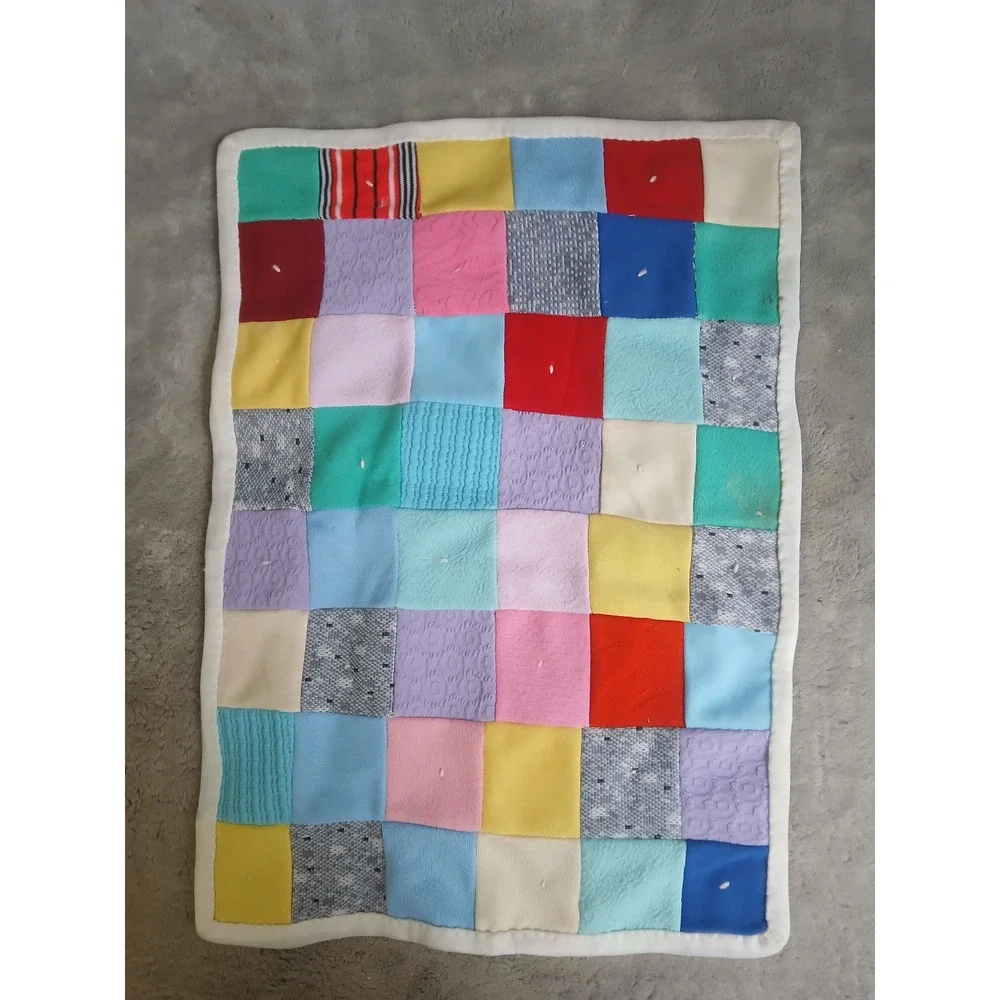 Handmade Patchwork‎ Baby Sensory Blanket Embroidered 17x12 Dollhouse Quilt READ